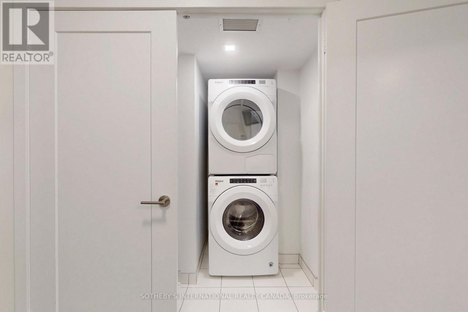 713 - 50 Mccaul Street, Toronto, Ontario  M5T 0B6 - Photo 24 - C12949268