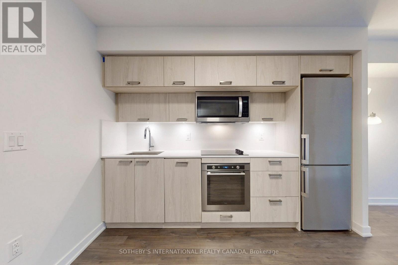 713 - 50 Mccaul Street, Toronto, Ontario  M5T 0B6 - Photo 5 - C12949268