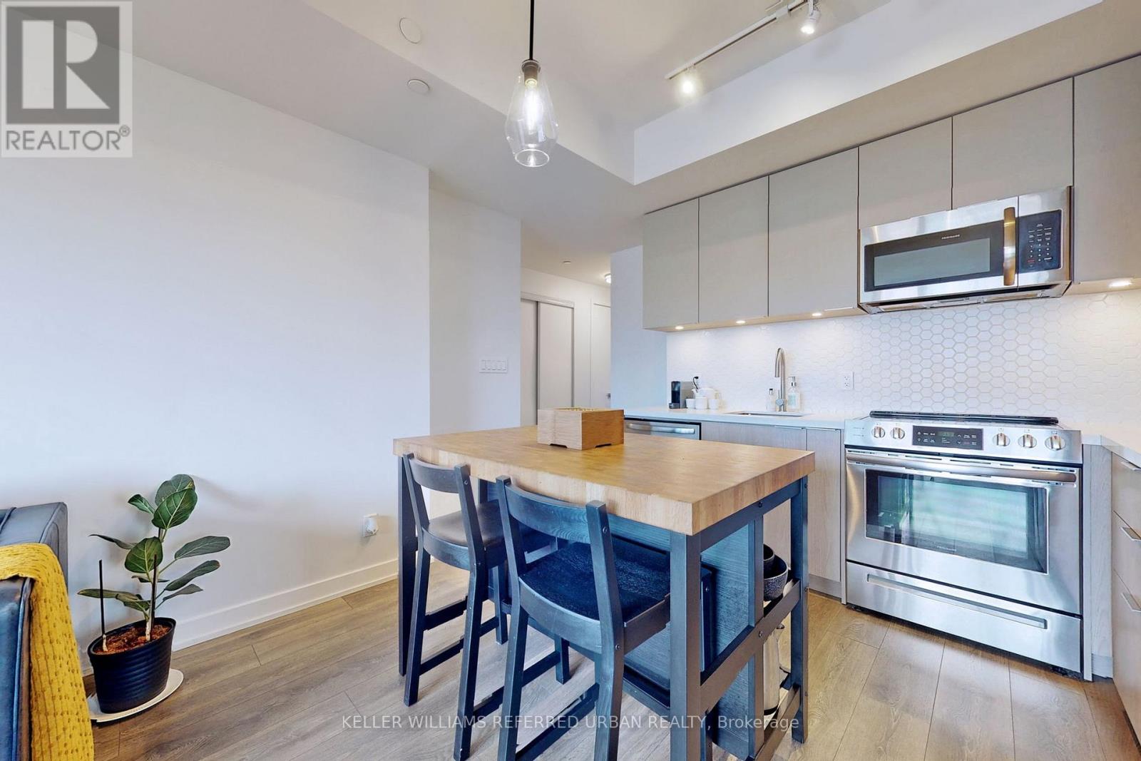 1409 - 30 Ordnance Street, Toronto, Ontario  M6K 0C6 - Photo 5 - C12949356