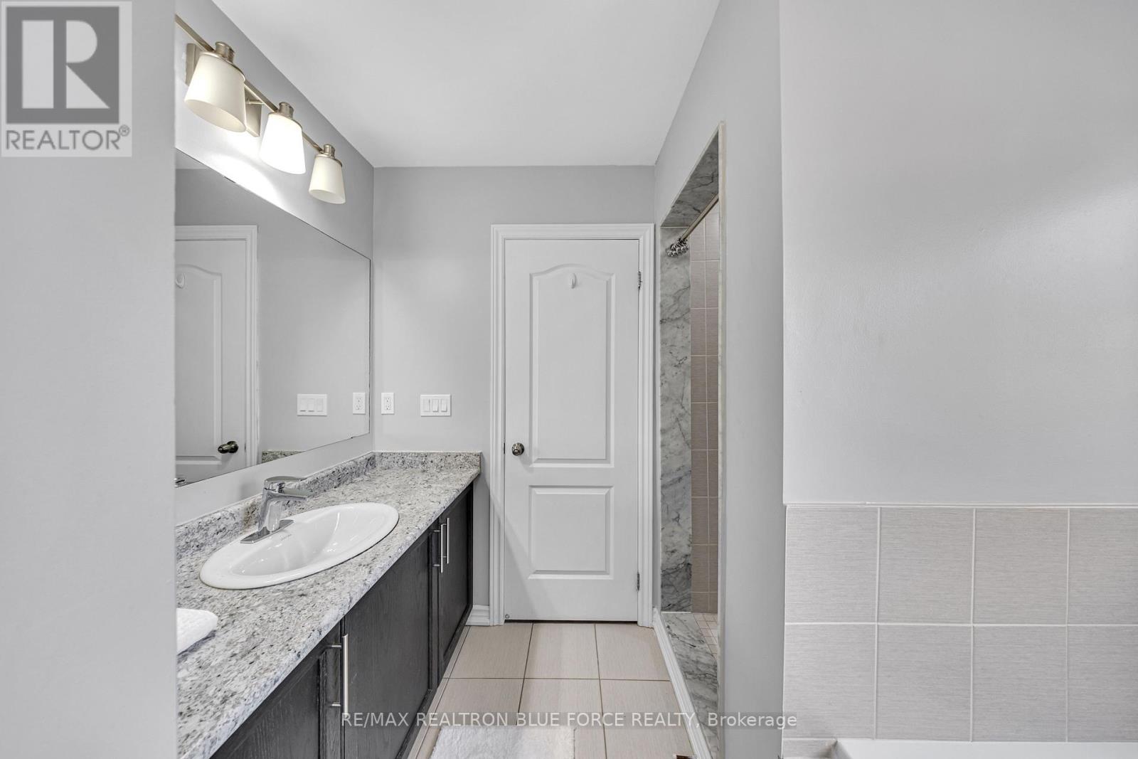 1231 Graham Clapp Avenue, Oshawa, Ontario  L1H 8L7 - Photo 33 - E12949214