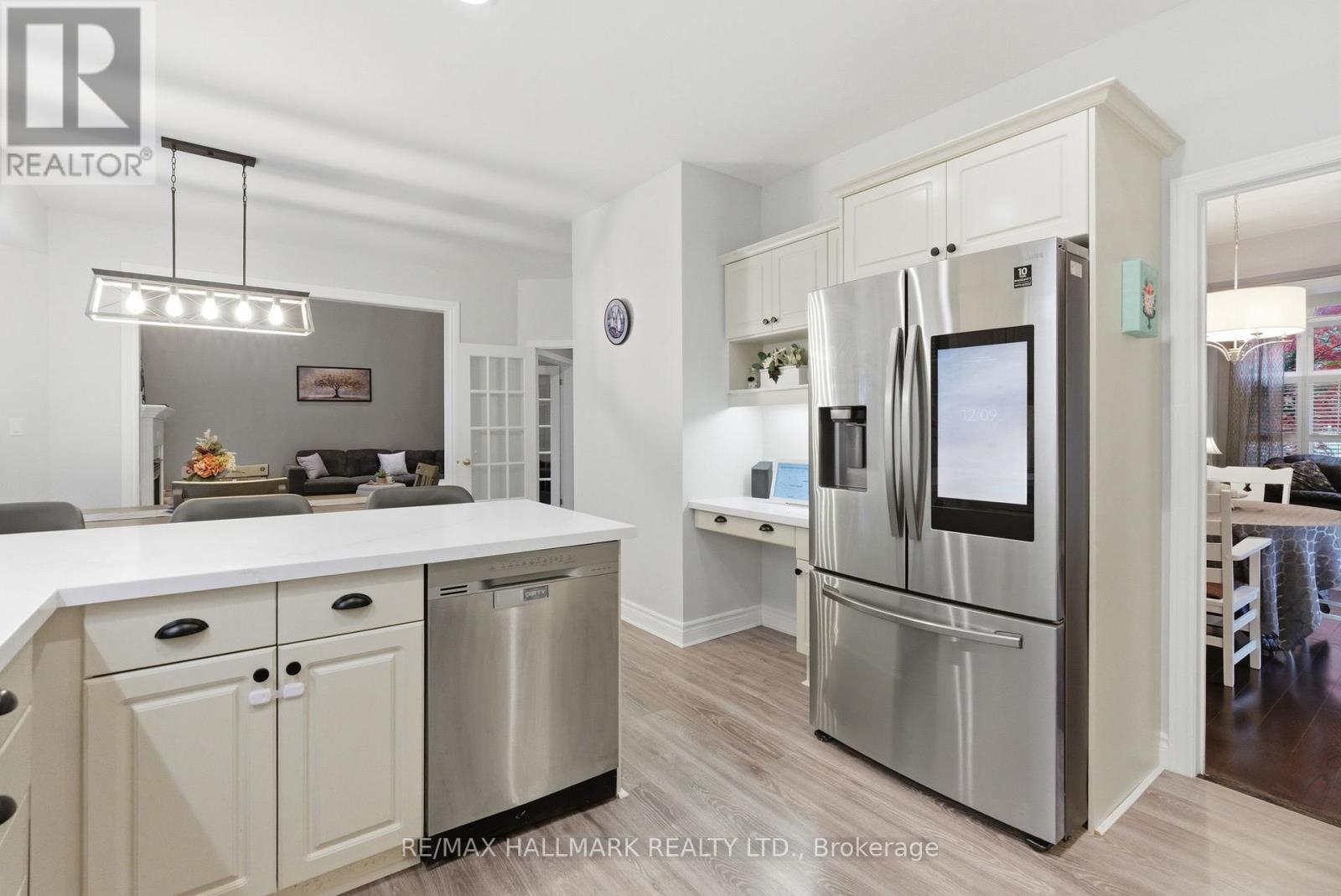 897 Oberland Drive, Oshawa, Ontario  L1K 2M2 - Photo 9 - E12949236