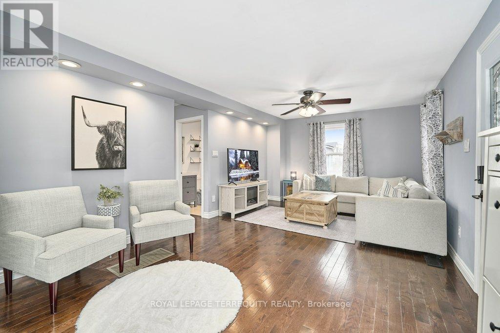 13 Windsor Avenue, Ajax, Ontario  L1S 2A8 - Photo 17 - E12949300