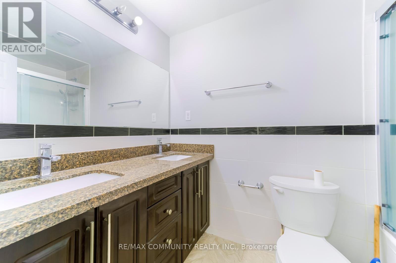 17 Madrid Street, Toronto, Ontario  M1P 4L7 - Photo 37 - E12949368