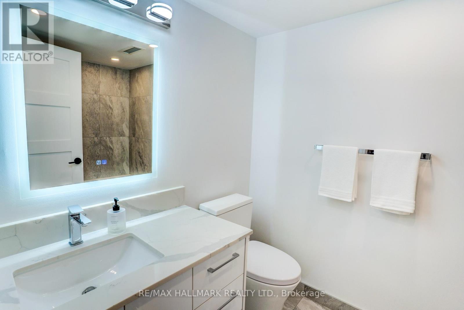 630 - 35 Saranac Boulevard, Toronto, Ontario  M6A 2G4 - Photo 26 - C12860430