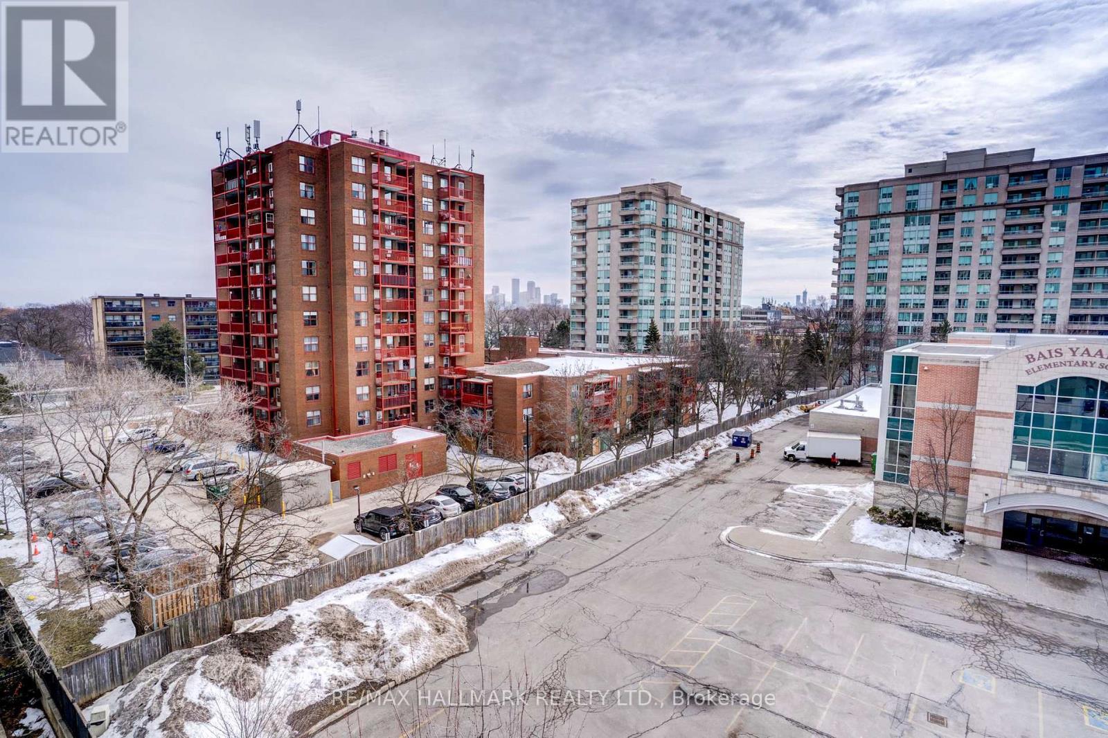 630 - 35 Saranac Boulevard, Toronto, Ontario  M6A 2G4 - Photo 32 - C12860430