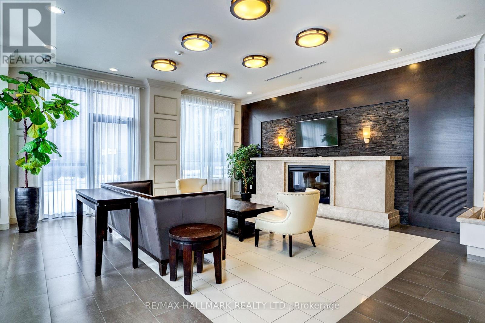 630 - 35 Saranac Boulevard, Toronto, Ontario  M6A 2G4 - Photo 4 - C12860430