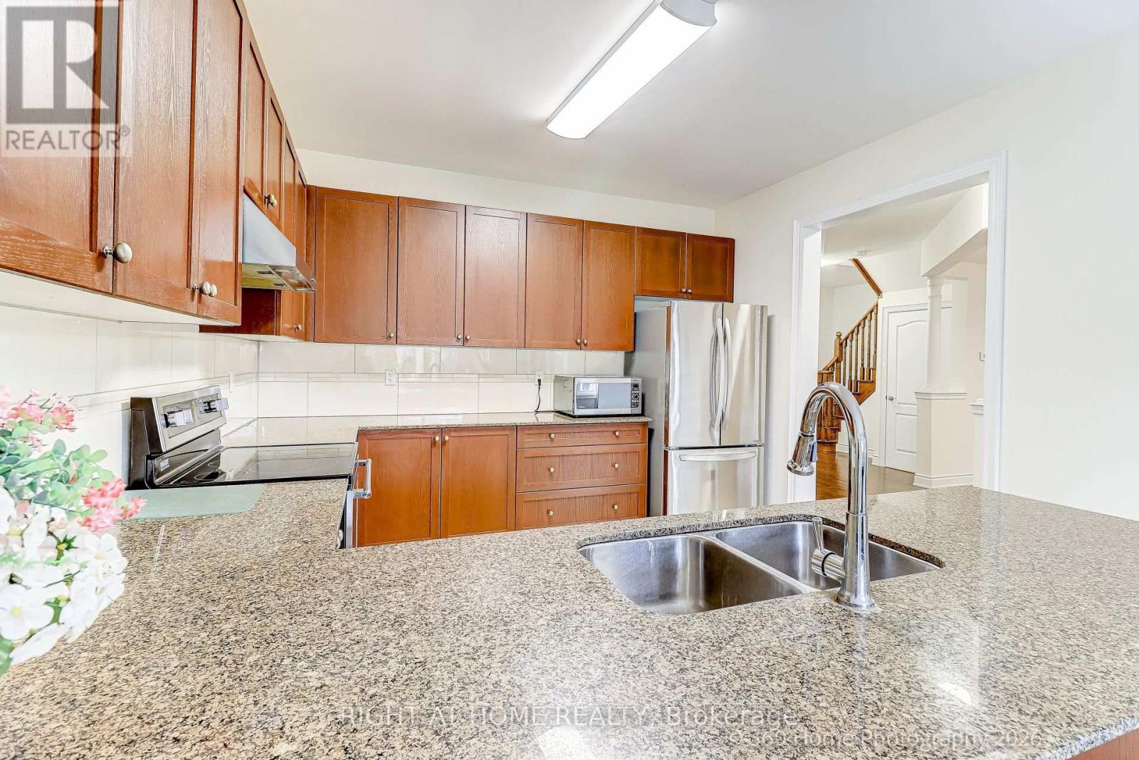 1045 Bob Scott Court, Newmarket, Ontario  L3X 3L5 - Photo 14 - N12949200