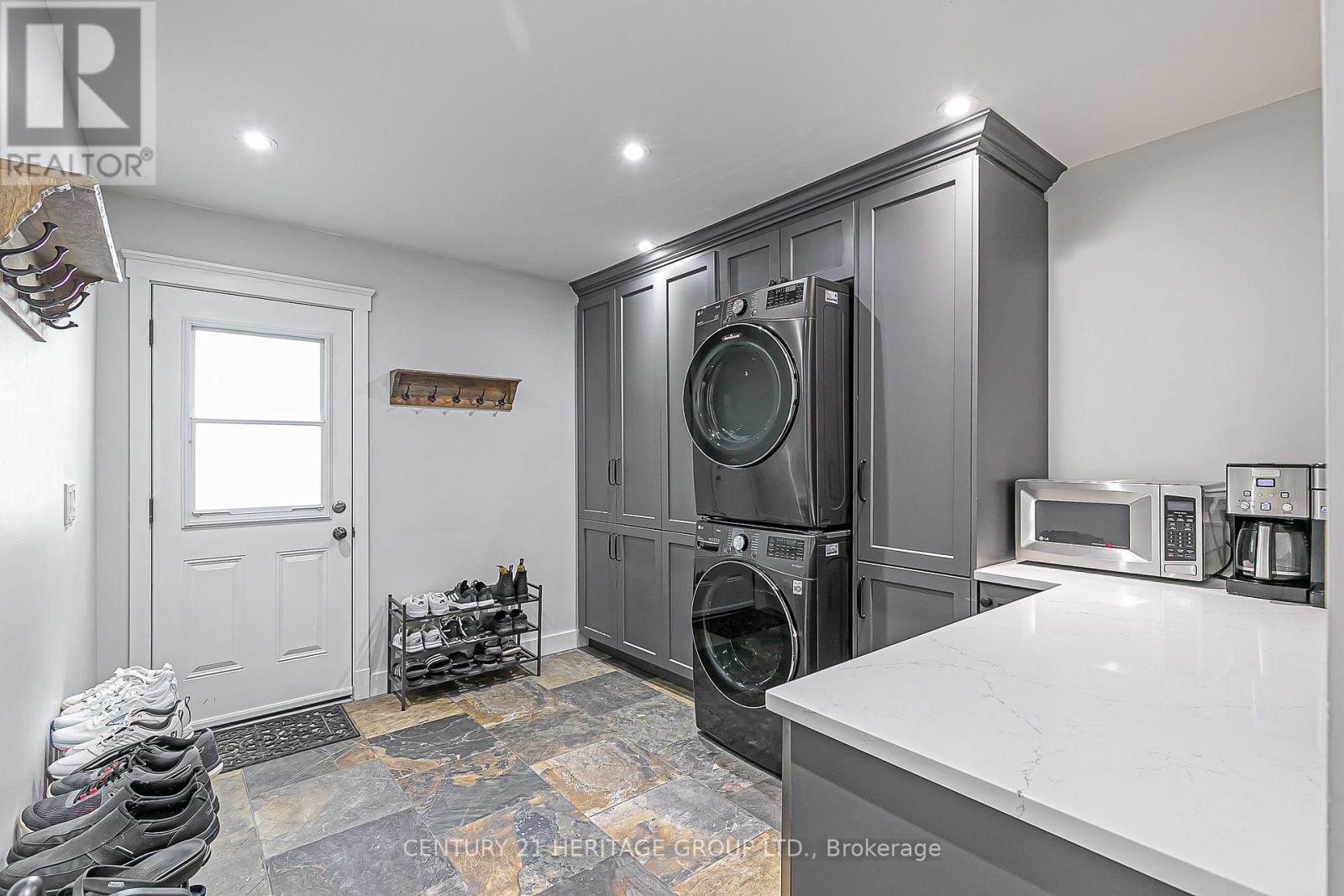 164 Park Avenue, Newmarket, Ontario  L3Y 1V1 - Photo 22 - N12949258