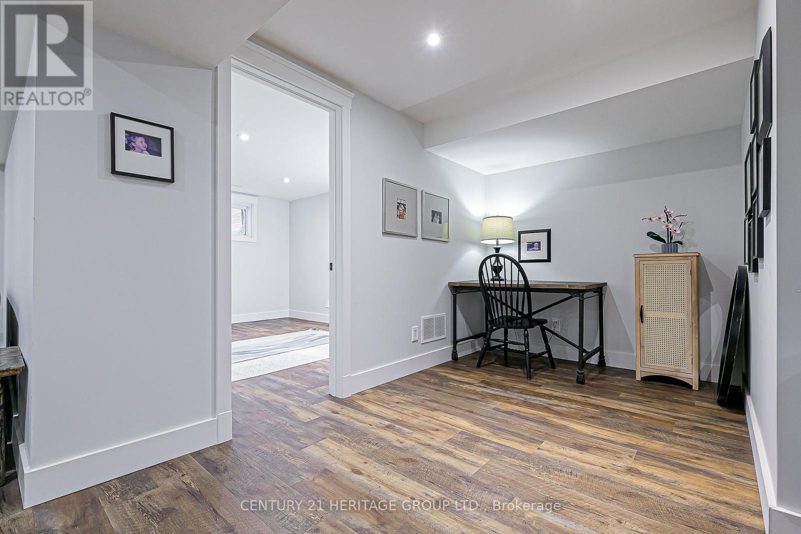 164 Park Avenue, Newmarket, Ontario  L3Y 1V1 - Photo 25 - N12949258