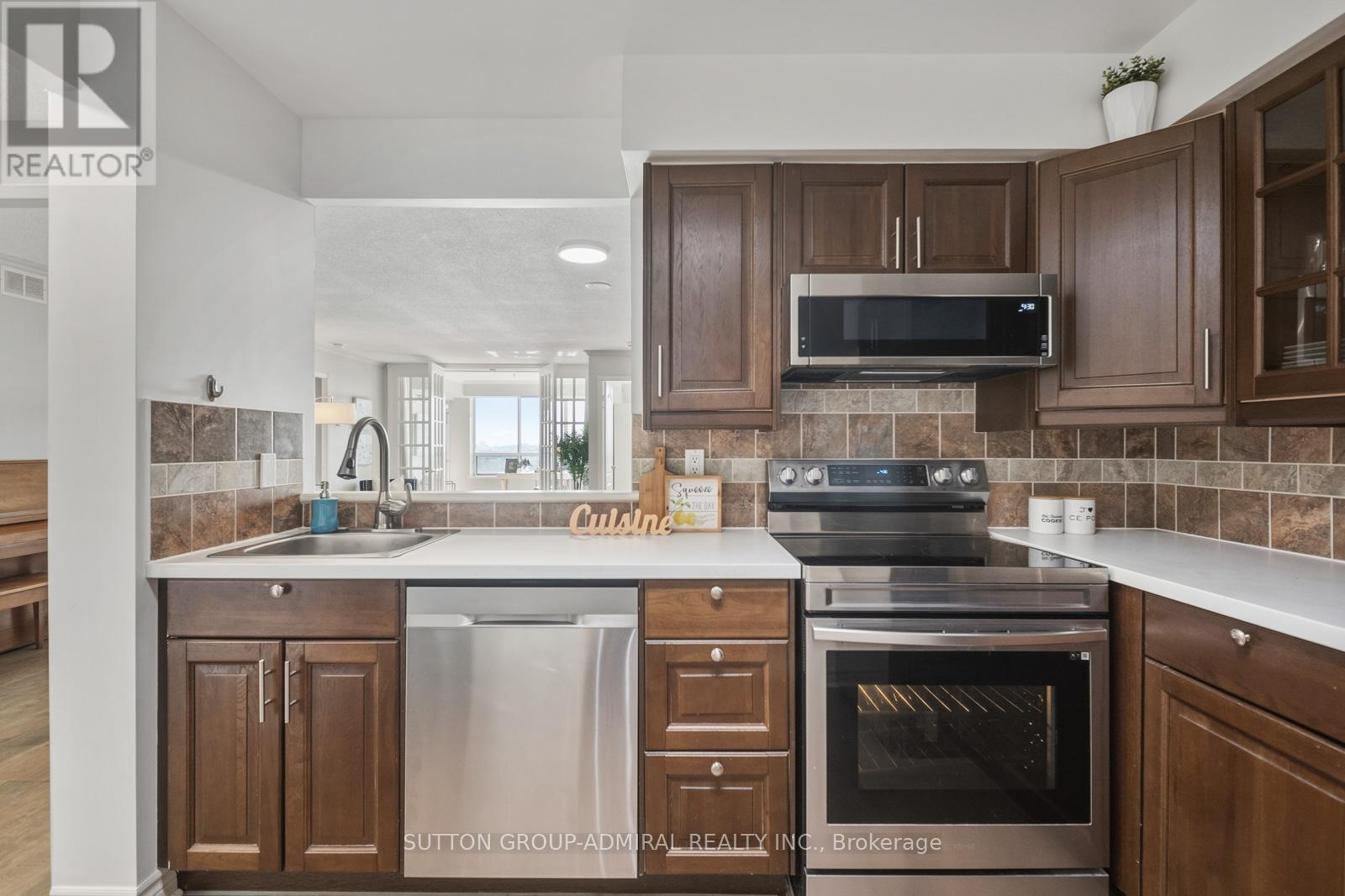 1106 - 850 Steeles Avenue W, Vaughan, Ontario  L4J 8E7 - Photo 5 - N12949274