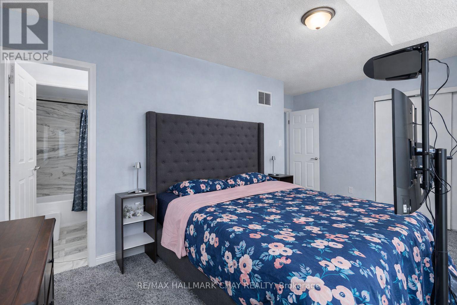 1324 Forest Street, Innisfil, Ontario  L9S 1Z7 - Photo 25 - N12949282