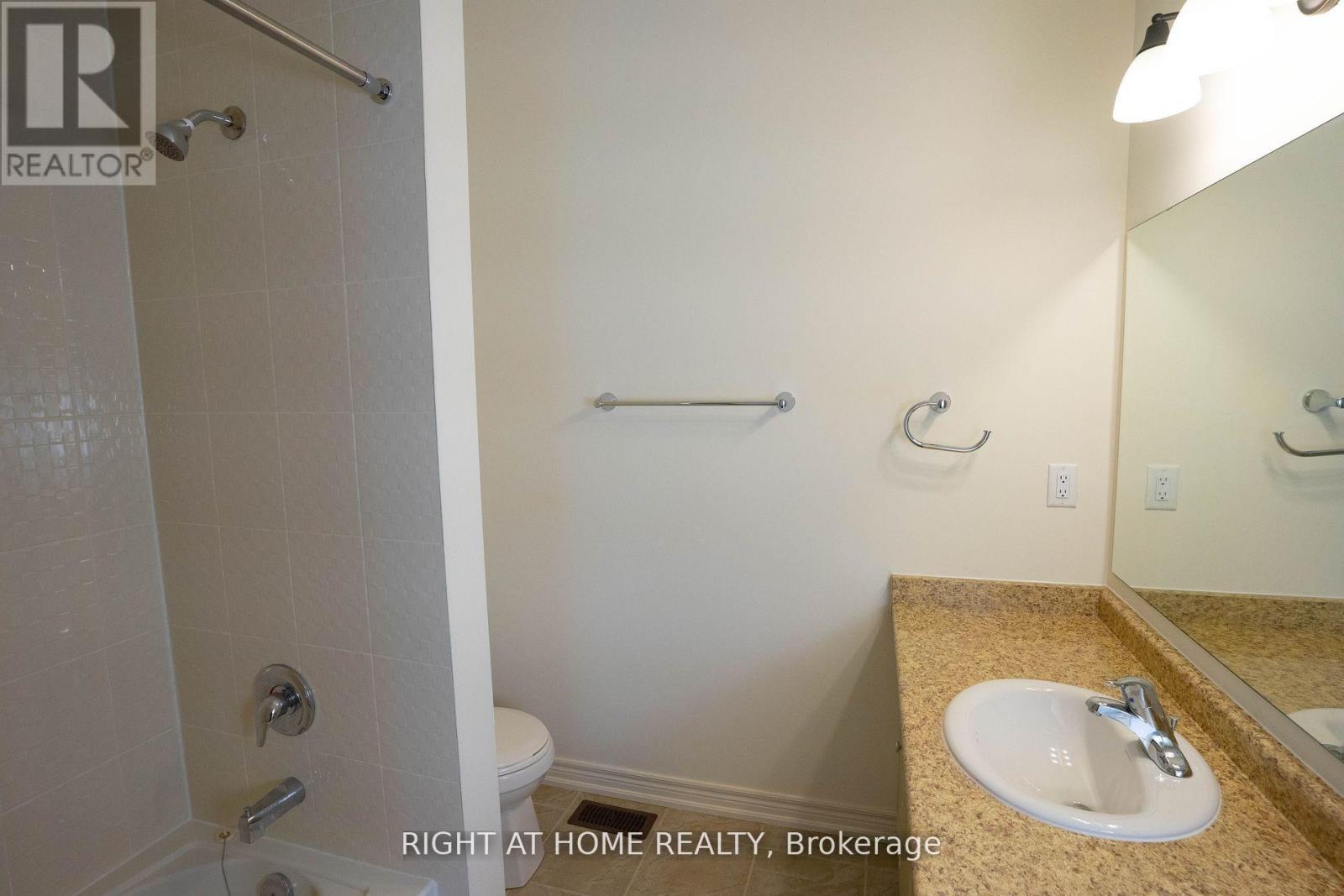 29 Boone Crescent, Vaughan, Ontario  L4H 4V1 - Photo 10 - N12949304