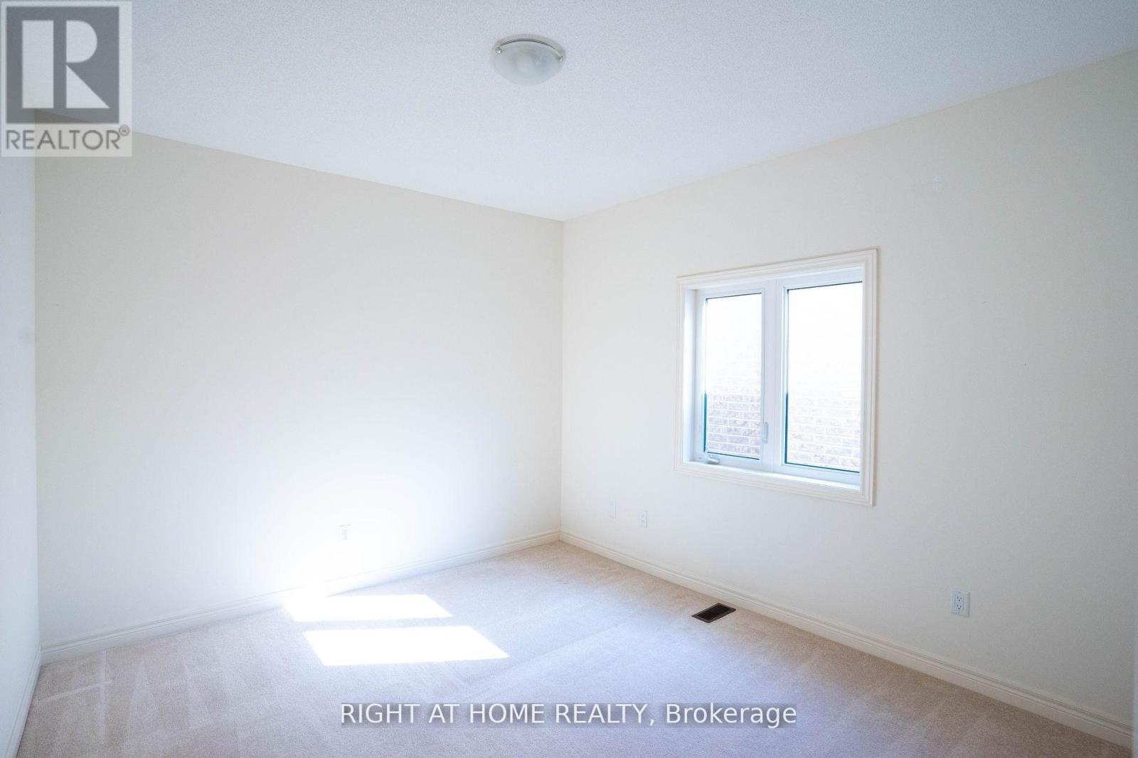 29 Boone Crescent, Vaughan, Ontario  L4H 4V1 - Photo 9 - N12949304