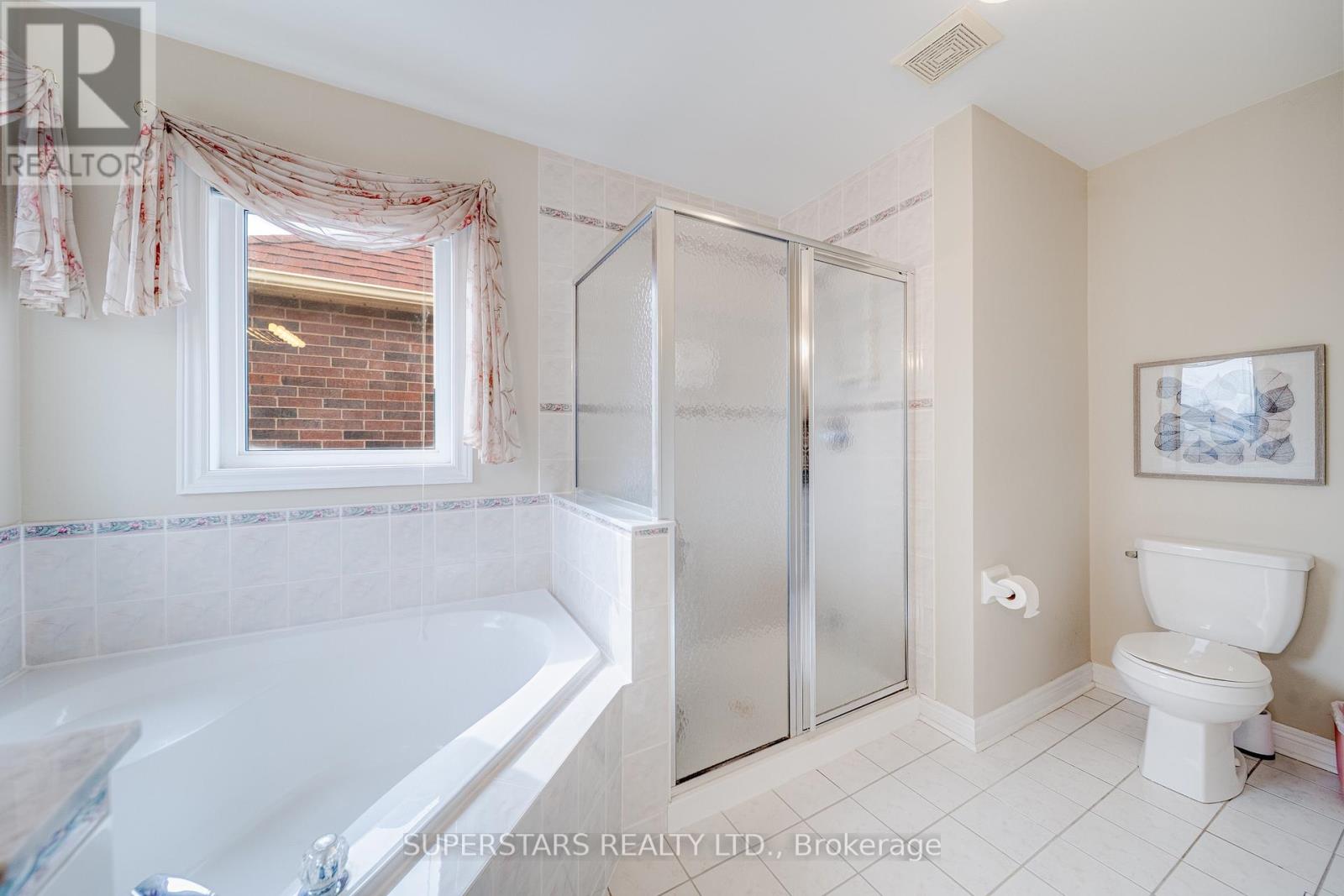 211 Stonebridge Drive, Markham, Ontario L6C 2S2 - Photo 17 - N12949330