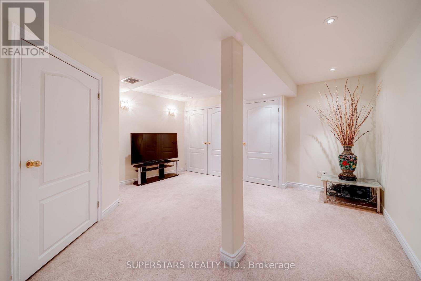 211 Stonebridge Drive, Markham, Ontario L6C 2S2 - Photo 23 - N12949330