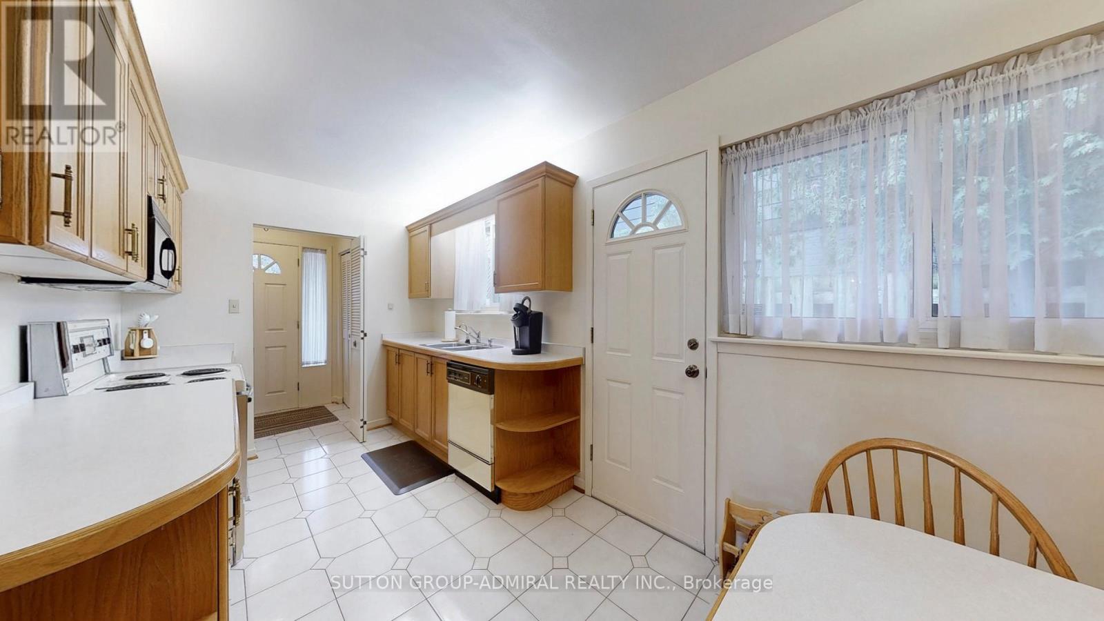 50 Normark Drive, Markham, Ontario  L3T 3R1 - Photo 16 - N12949332