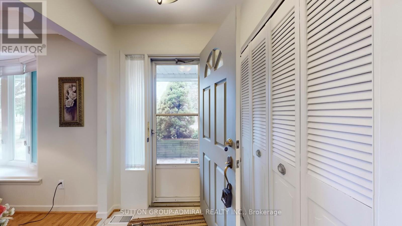 50 Normark Drive, Markham, Ontario  L3T 3R1 - Photo 5 - N12949332