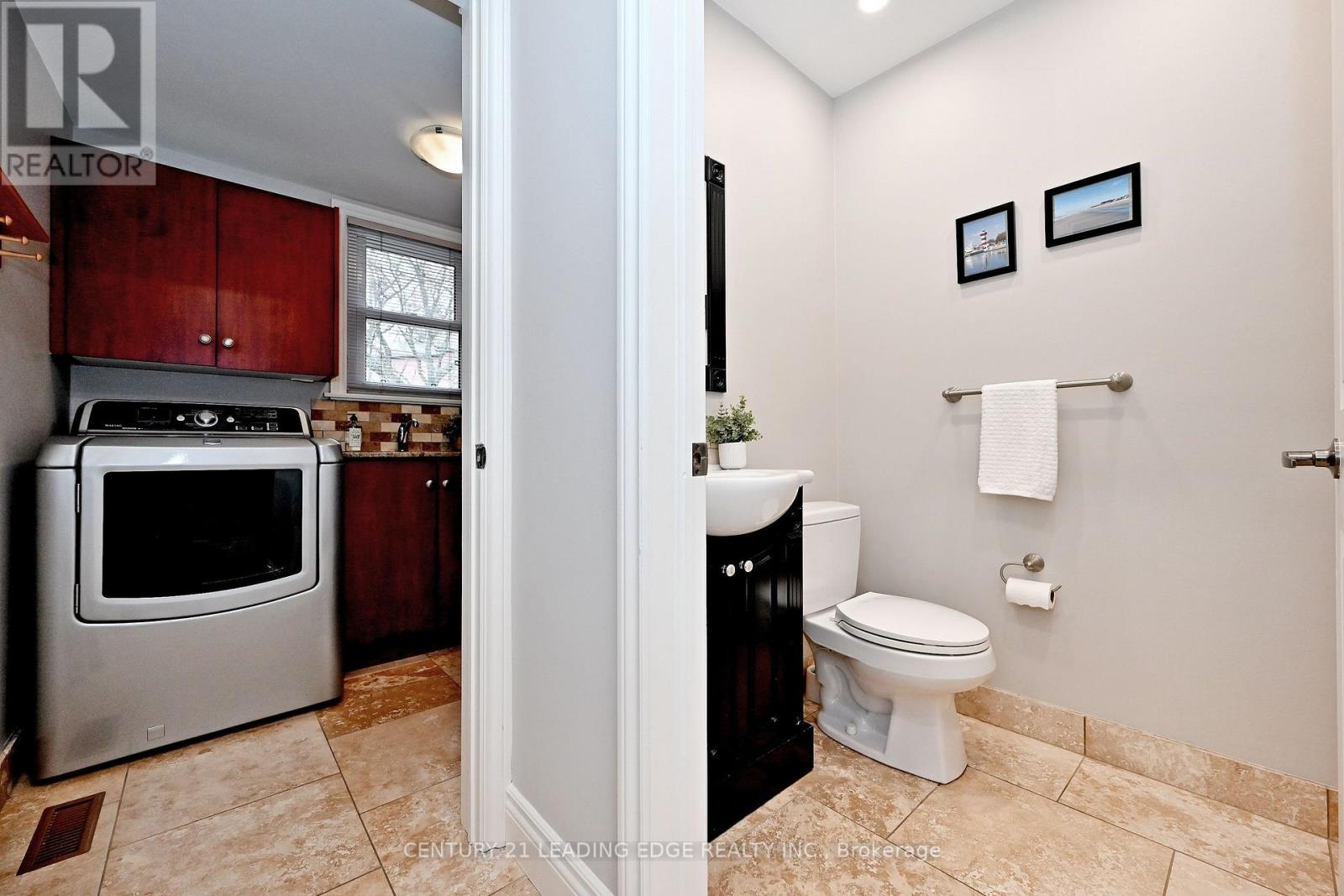 19 Berkeley Court, Markham, Ontario  L3R 6M4 - Photo 19 - N12949348