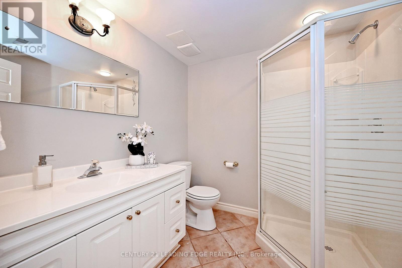 19 Berkeley Court, Markham, Ontario  L3R 6M4 - Photo 41 - N12949348