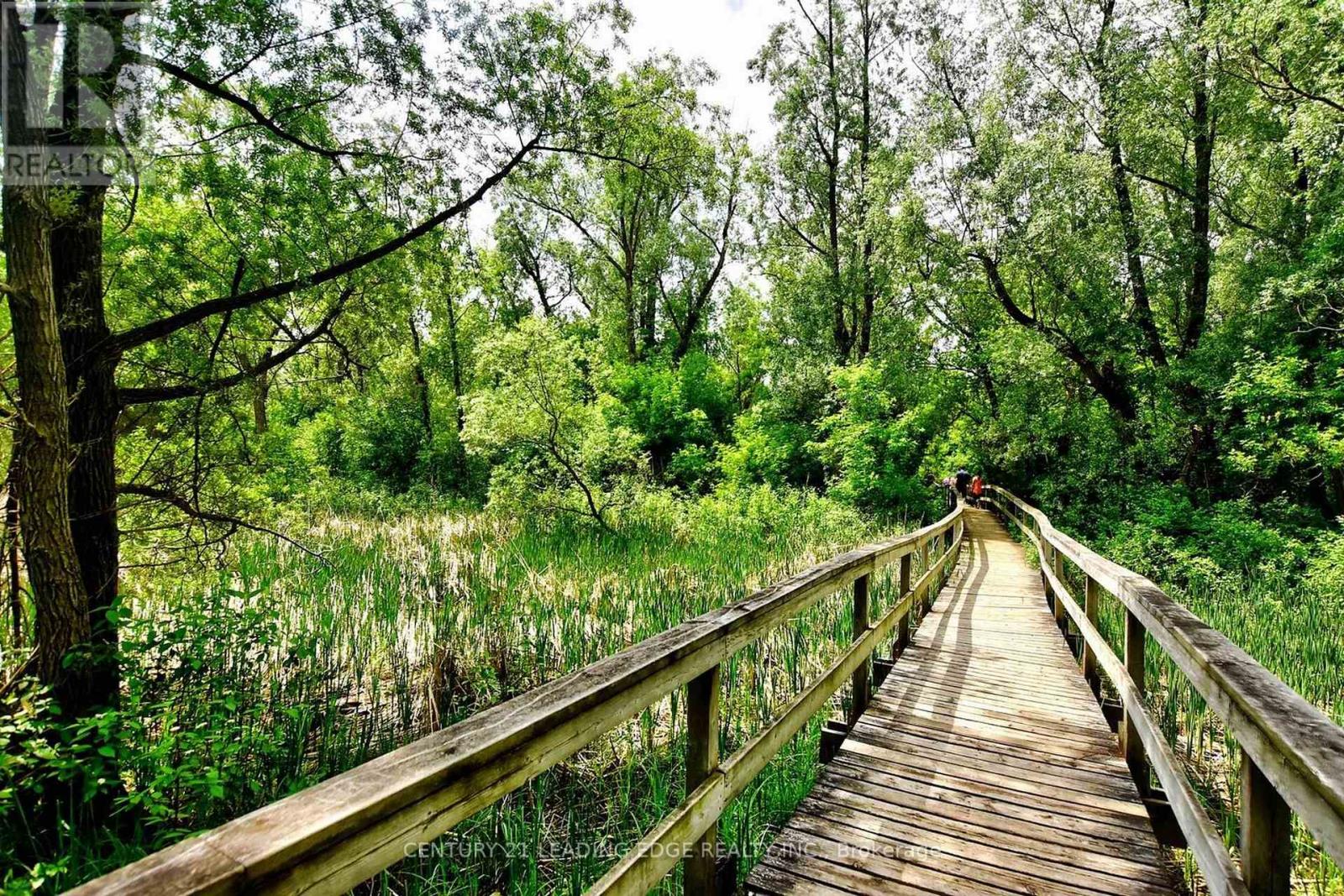 19 Berkeley Court, Markham, Ontario  L3R 6M4 - Photo 50 - N12949348