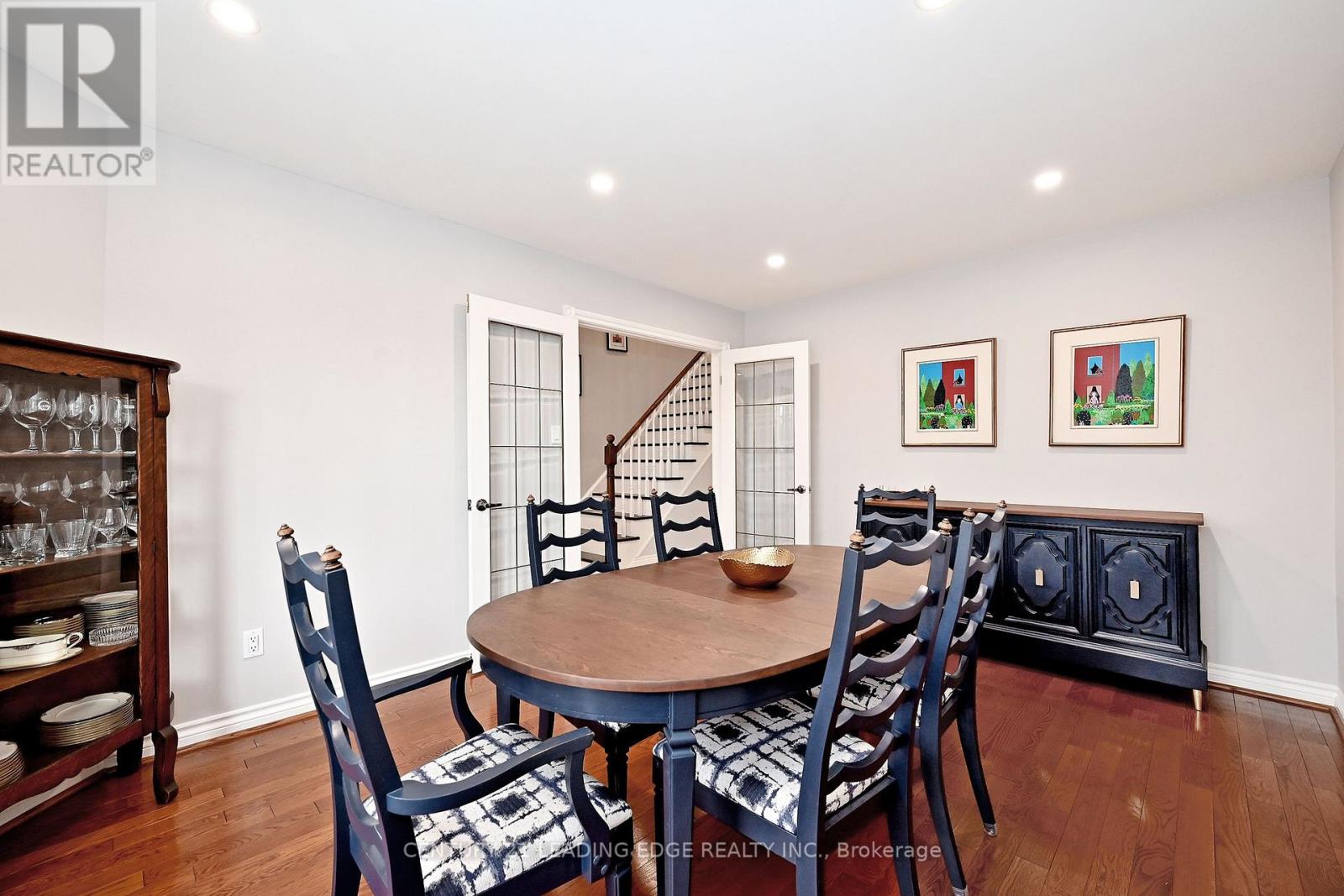 19 Berkeley Court, Markham, Ontario  L3R 6M4 - Photo 7 - N12949348