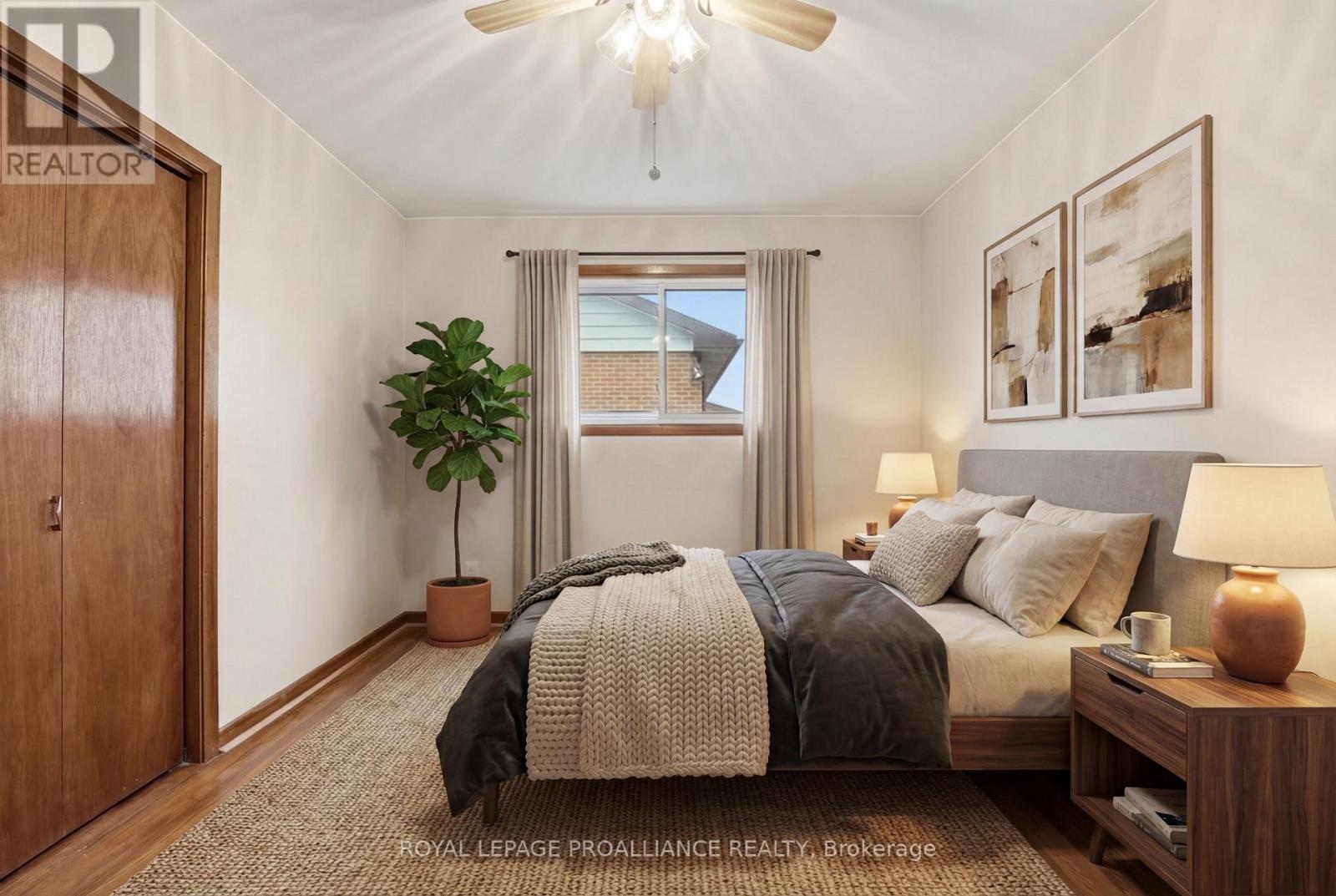 35 King George Square, Belleville, Ontario  K8P 2A7 - Photo 24 - X12949058