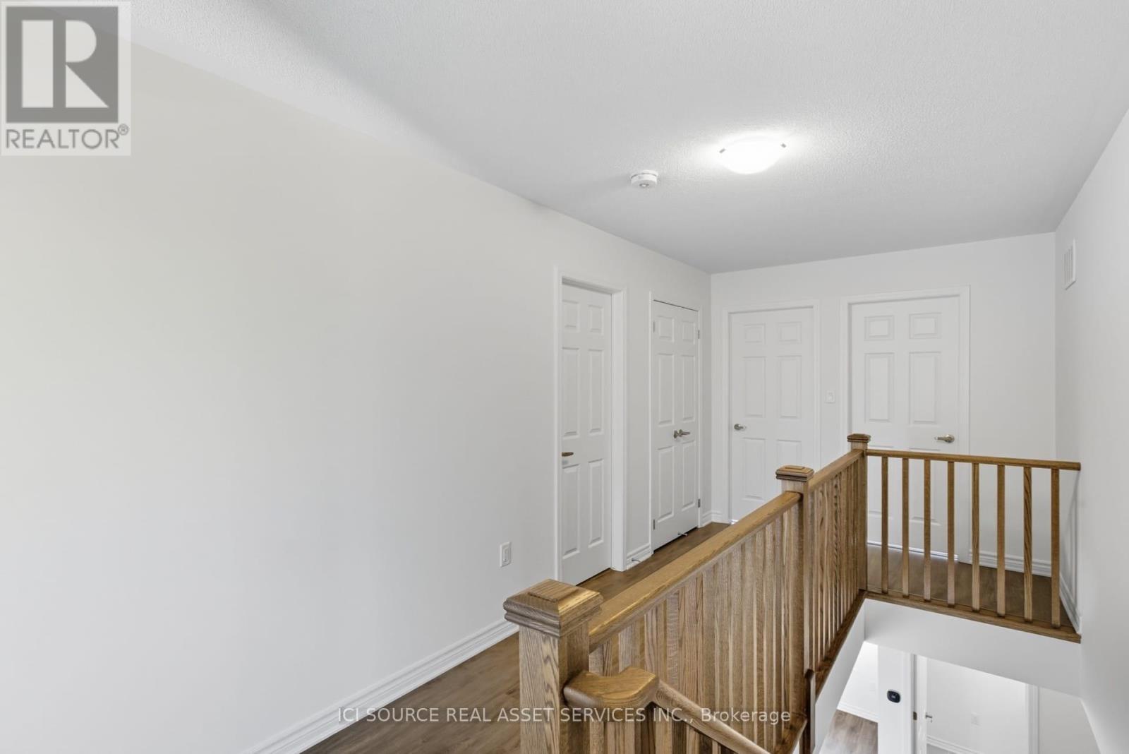 16 Pearen Lane, Barrie, Ontario  L9J 0Z6 - Photo 11 - S12949262