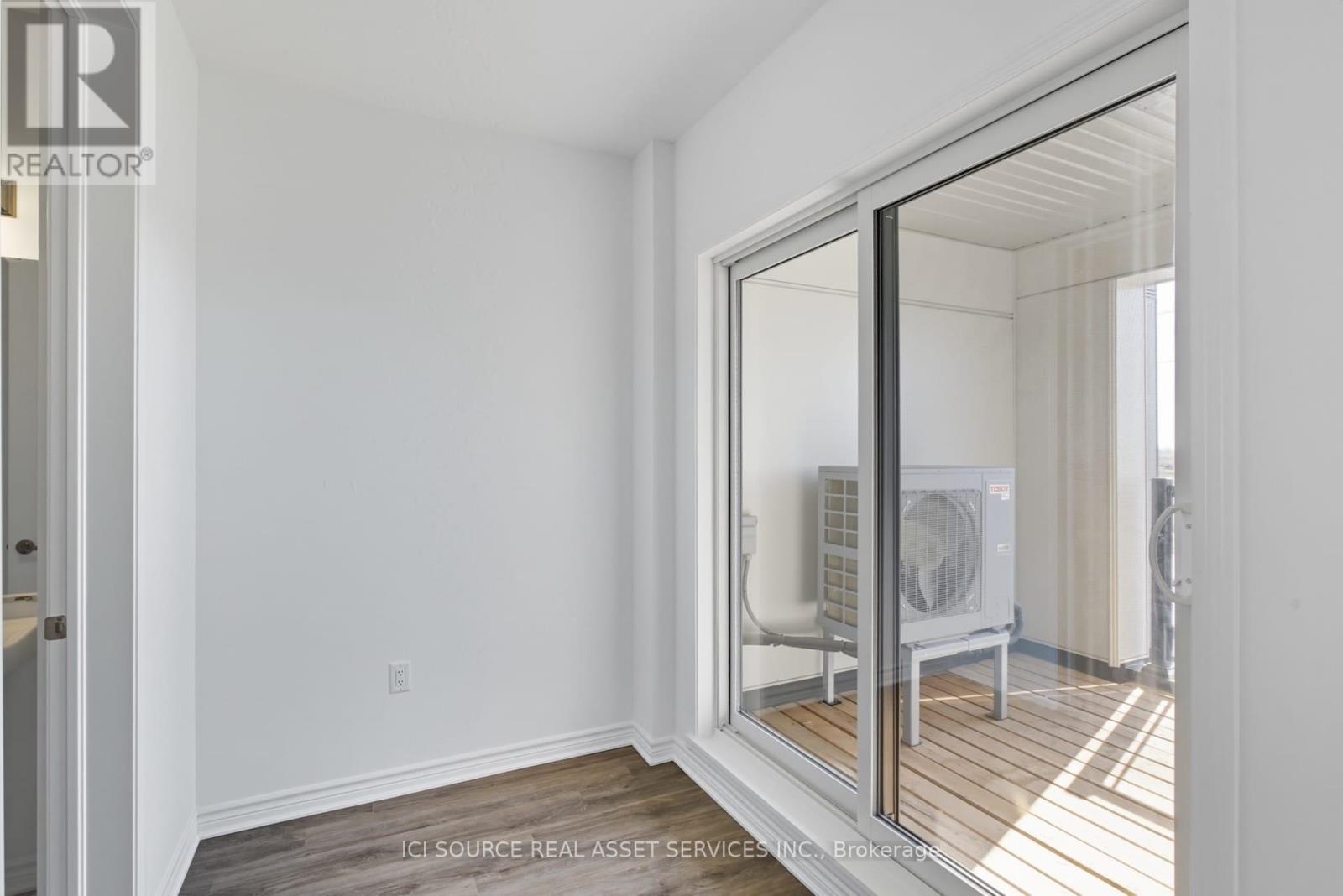 16 Pearen Lane, Barrie, Ontario  L9J 0Z6 - Photo 29 - S12949262