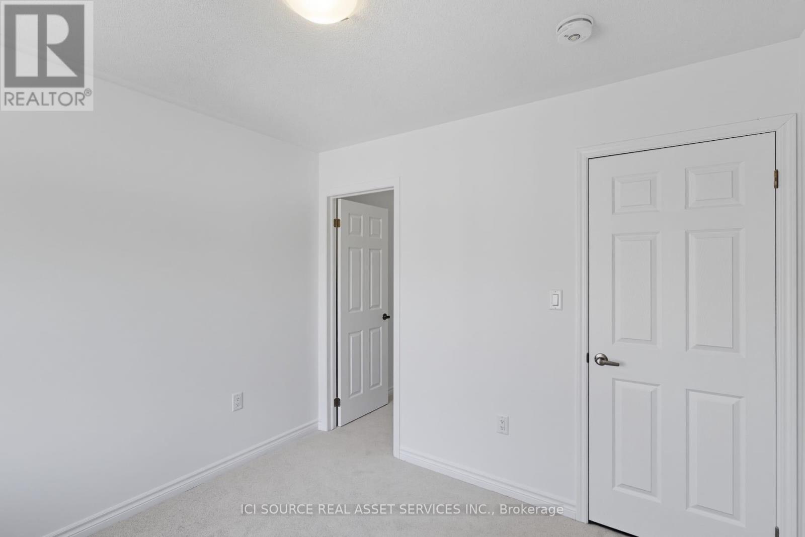 16 Pearen Lane, Barrie, Ontario  L9J 0Z6 - Photo 32 - S12949262