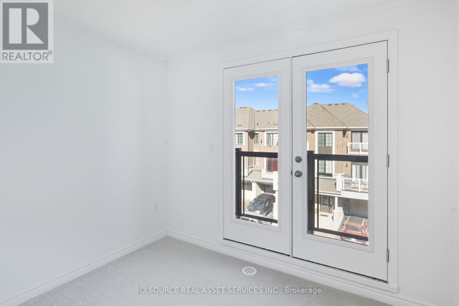 16 Pearen Lane, Barrie, Ontario  L9J 0Z6 - Photo 33 - S12949262