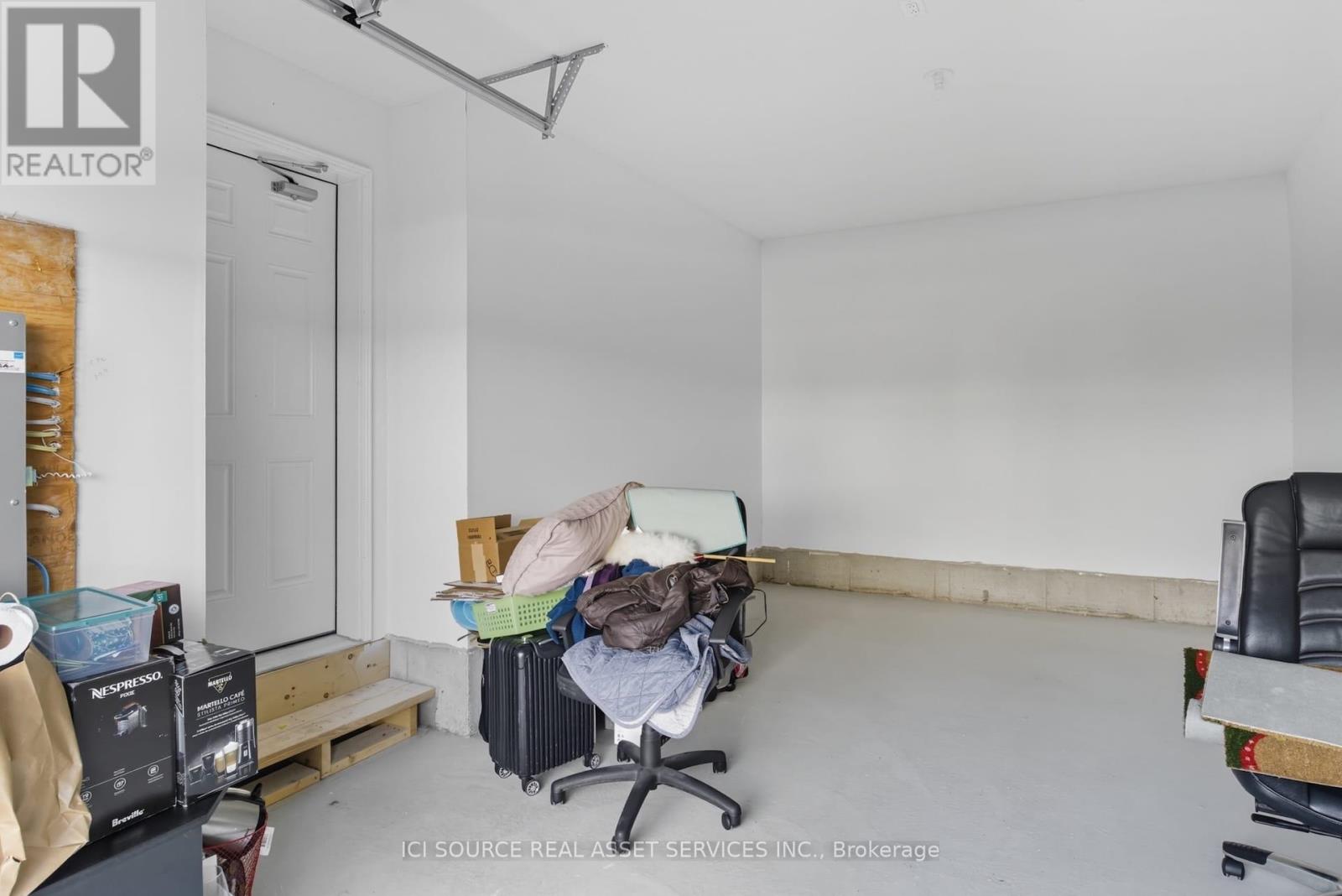 16 Pearen Lane, Barrie, Ontario  L9J 0Z6 - Photo 37 - S12949262