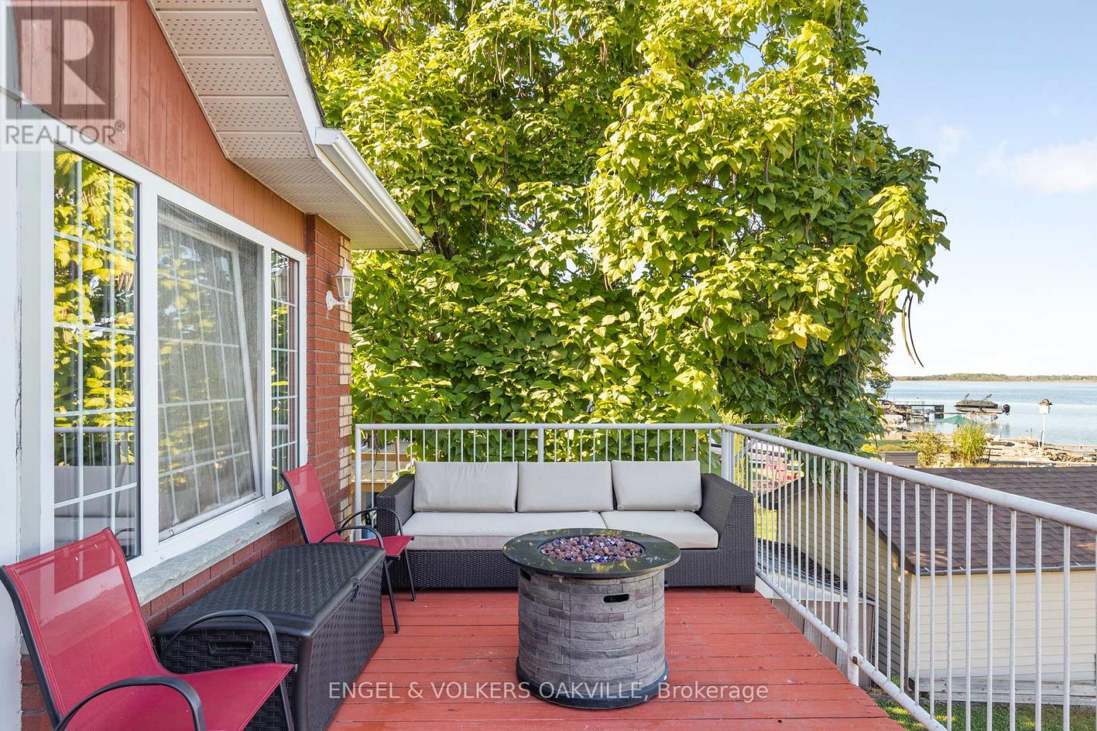 216 Robins Point Road, Tay, Ontario  L0K 2A0 - Photo 14 - S12949284