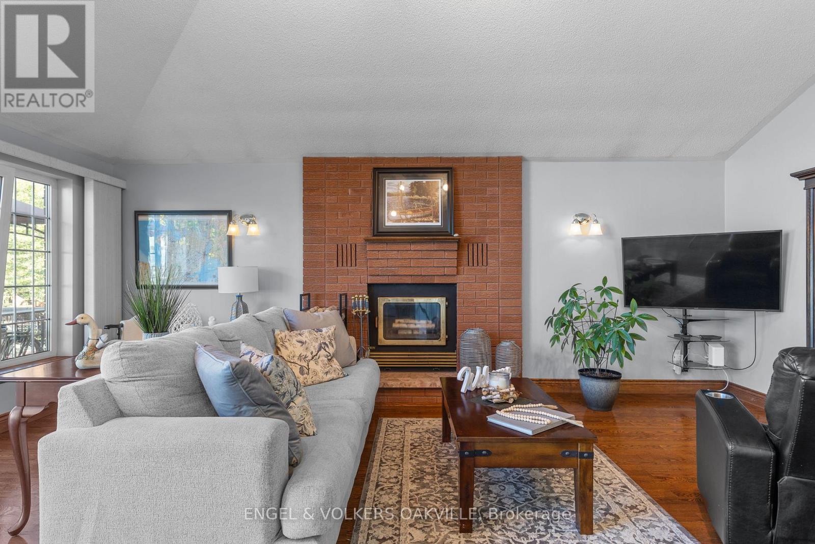 216 Robins Point Road, Tay, Ontario  L0K 2A0 - Photo 5 - S12949284