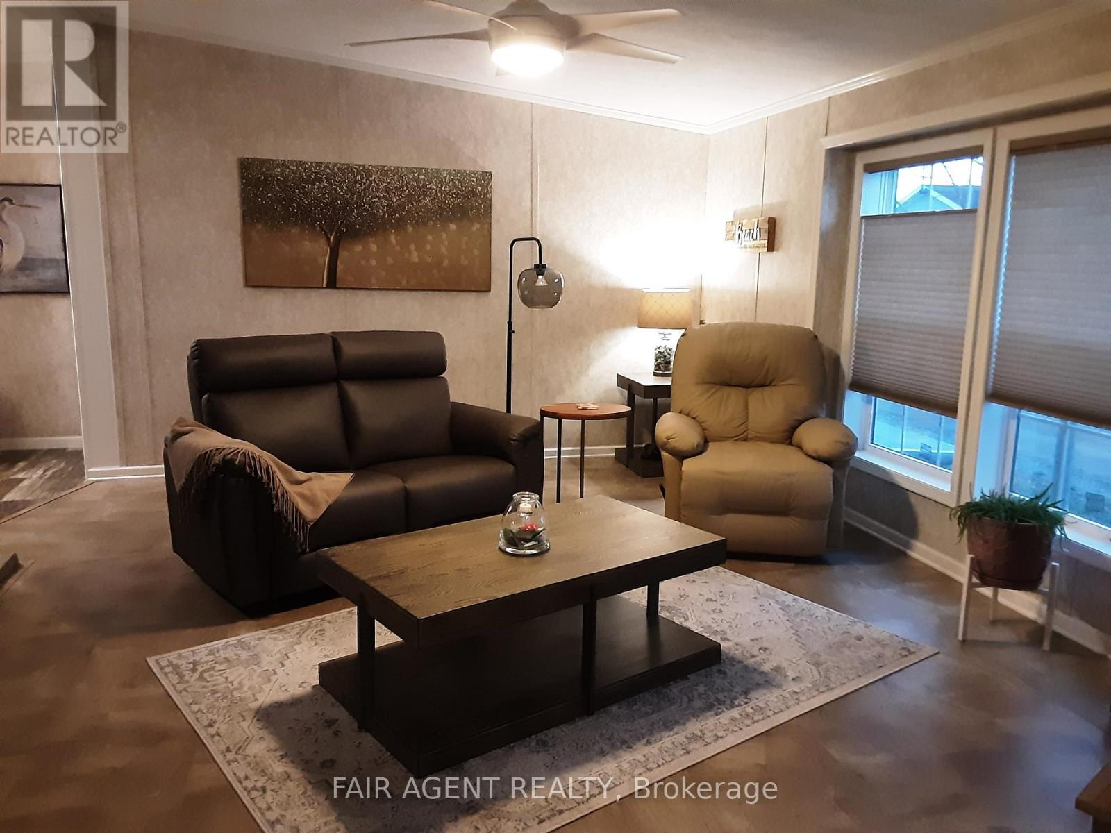 7 Forest Trail, Haldimand, Ontario  N0A 1L0 - Photo 7 - X12851526