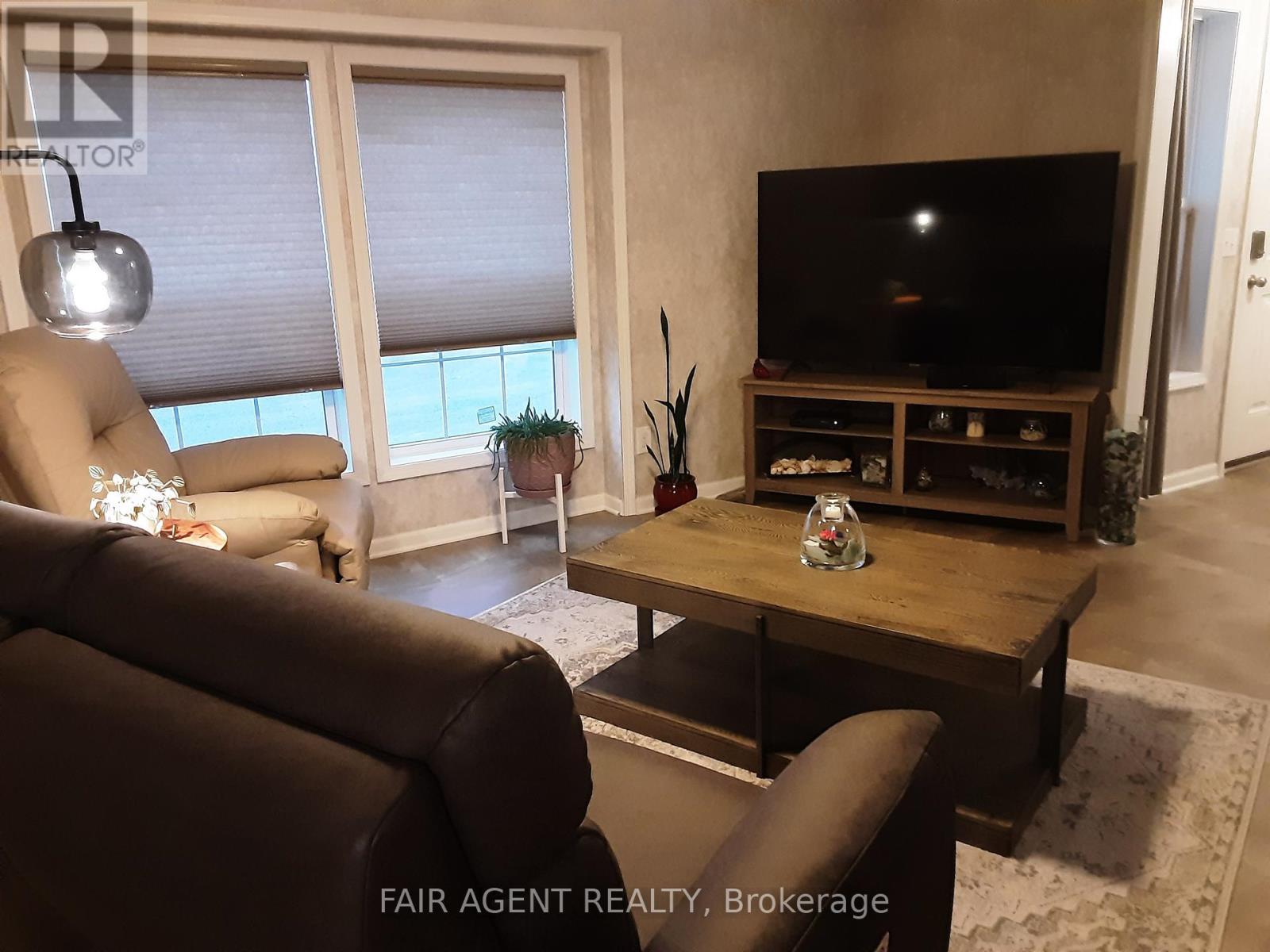 7 Forest Trail, Haldimand, Ontario  N0A 1L0 - Photo 9 - X12851526