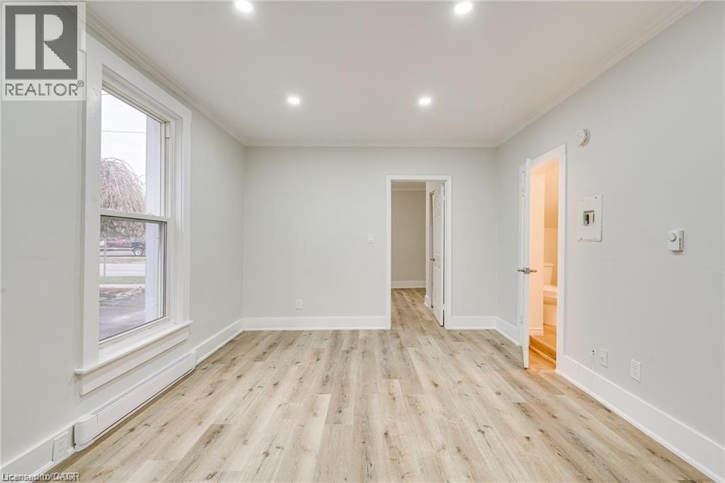 33 Albion Street Unit# Lower, Brantford, Ontario  N3T 3L9 - Photo 2 - 40817153