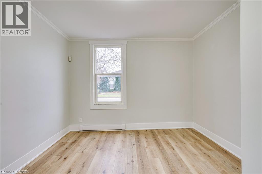 33 Albion Street Unit# Lower, Brantford, Ontario  N3T 3L9 - Photo 4 - 40817153