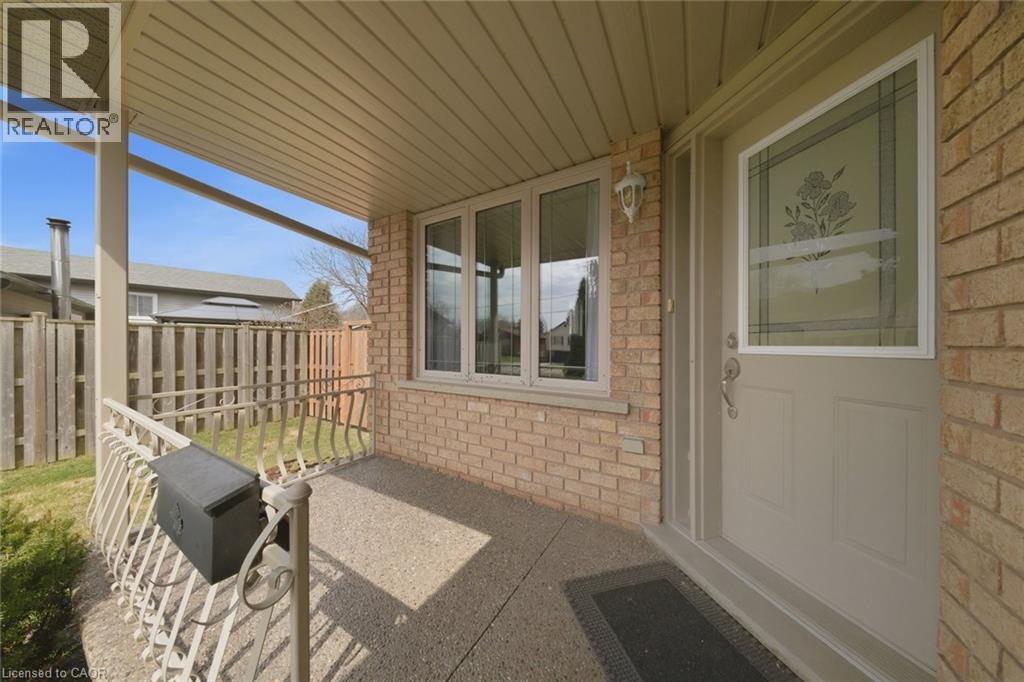 200 Morrison Drive, Caledonia, Ontario  N3W 1A8 - Photo 3 - 40817139