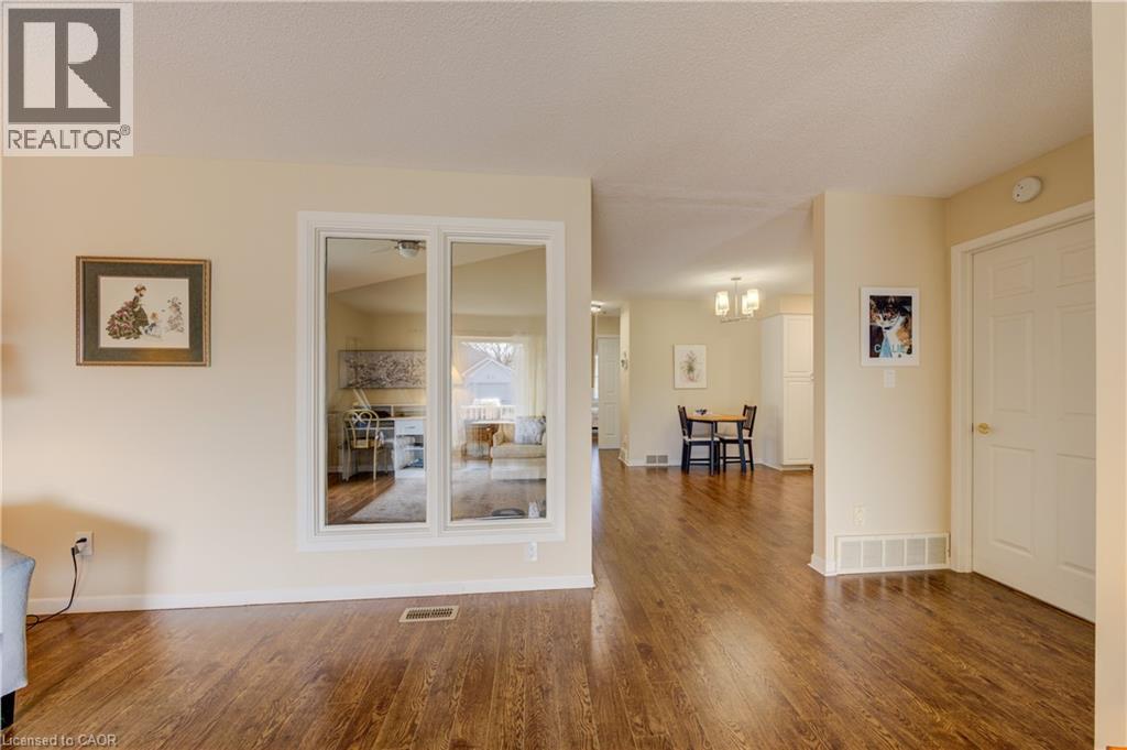 20 Edwin Crescent, Tillsonburg, Ontario  N4G 5H3 - Photo 17 - 40816598