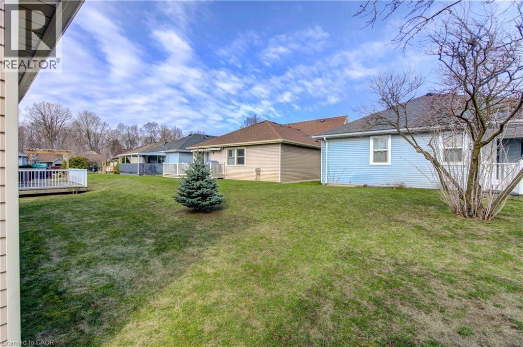 20 Edwin Crescent, Tillsonburg, Ontario  N4G 5H3 - Photo 47 - 40816598