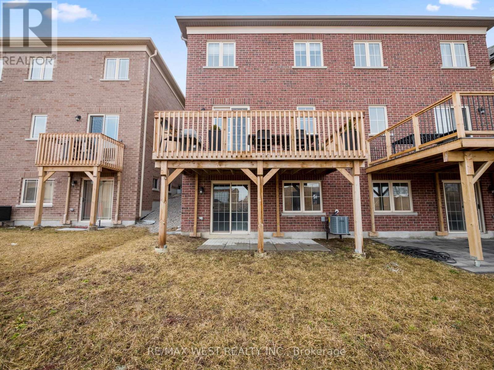 30 Drizzel Cres Crescent, Richmond Hill, Ontario  L4E 0G9 - Photo 35 - N12887090