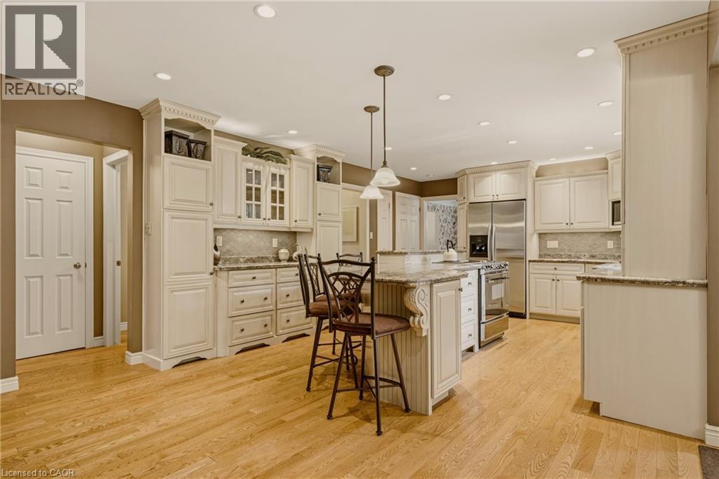 91 Rembrandt Court, Ancaster, Ontario  L9G 4P8 - Photo 5 - 40815892