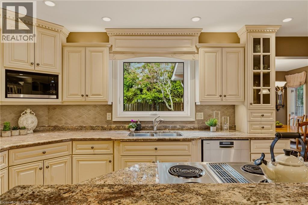 91 Rembrandt Court, Ancaster, Ontario  L9G 4P8 - Photo 8 - 40815892