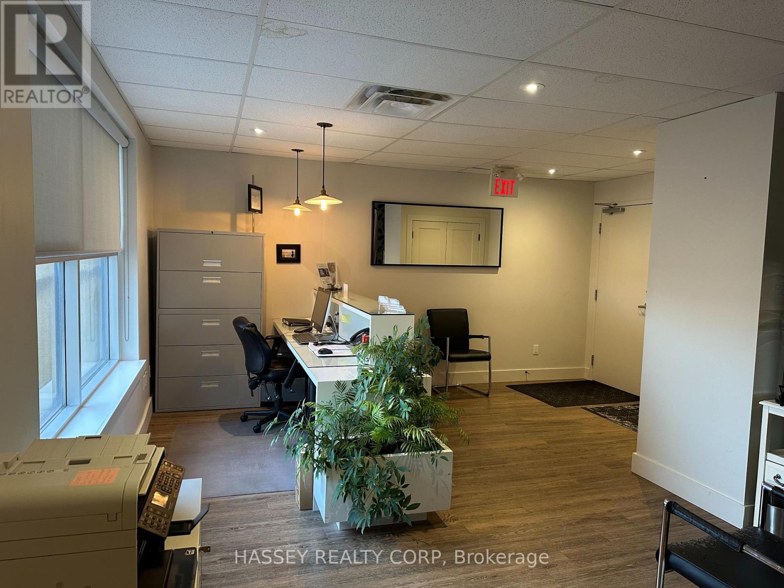 204 - 4 Checkley Street, Barrie (City Centre), Ontario  L4N 1W1 - Photo 3 - S12904488