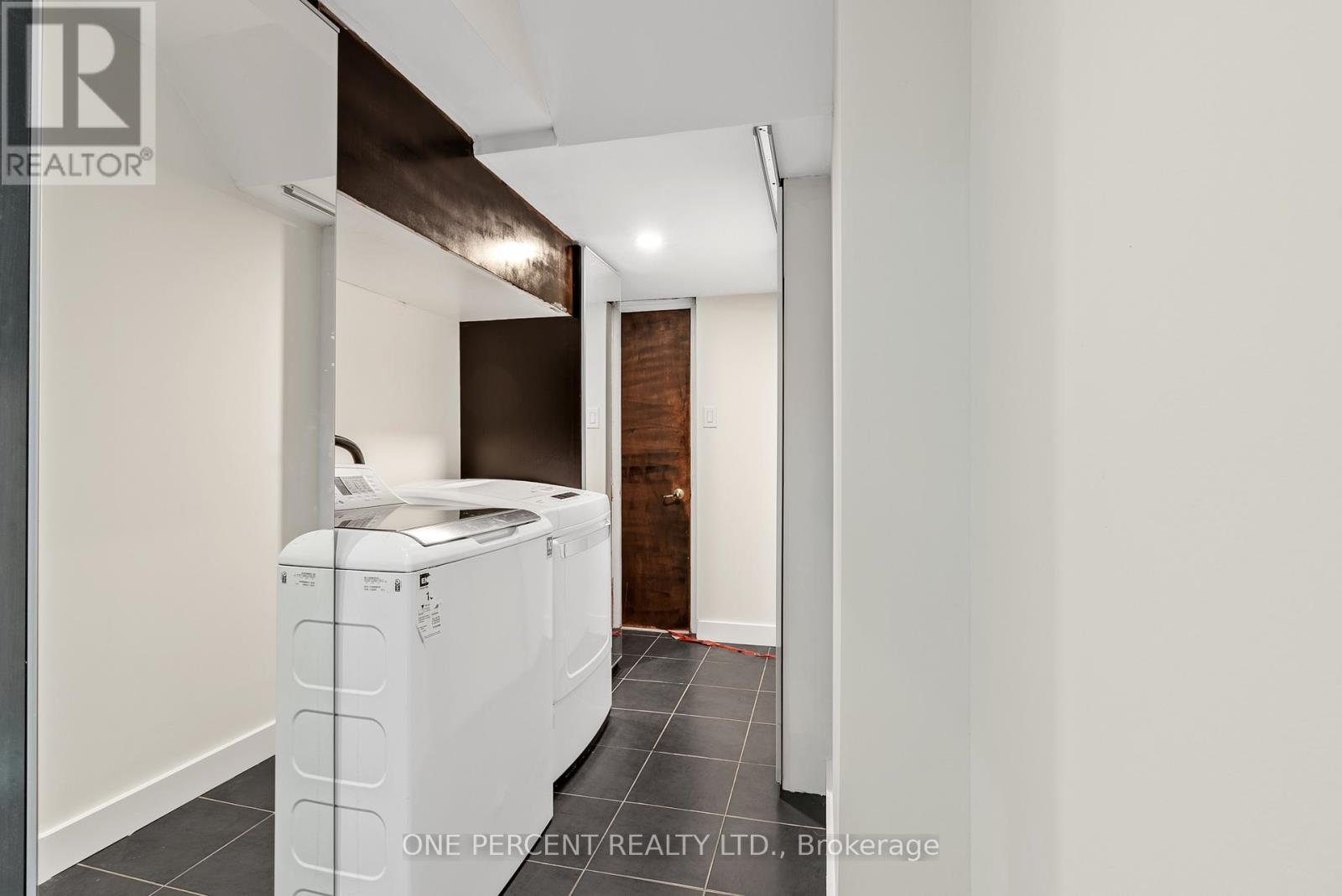 6 Duffel Crescent, Halton Hills, Ontario  L7G 0H7 - Photo 30 - W12949212