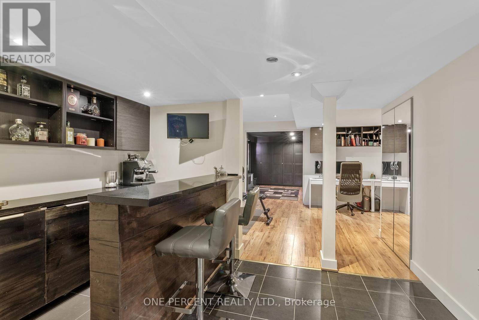 6 Duffel Crescent, Halton Hills, Ontario  L7G 0H7 - Photo 31 - W12949212