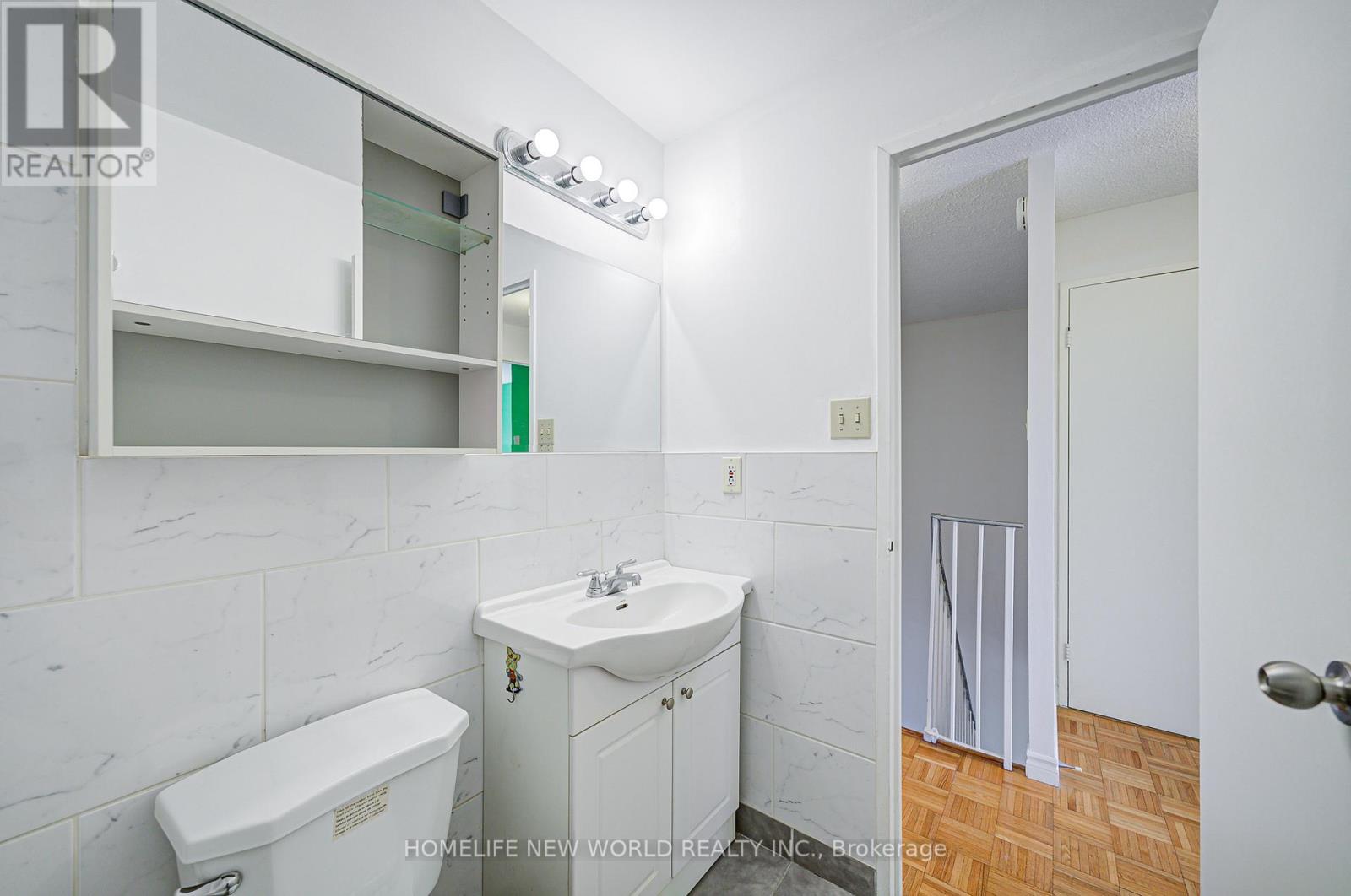 325 - 1455 Williamsport Drive, Mississauga, Ontario  L4X 2T5 - Photo 34 - W12949220