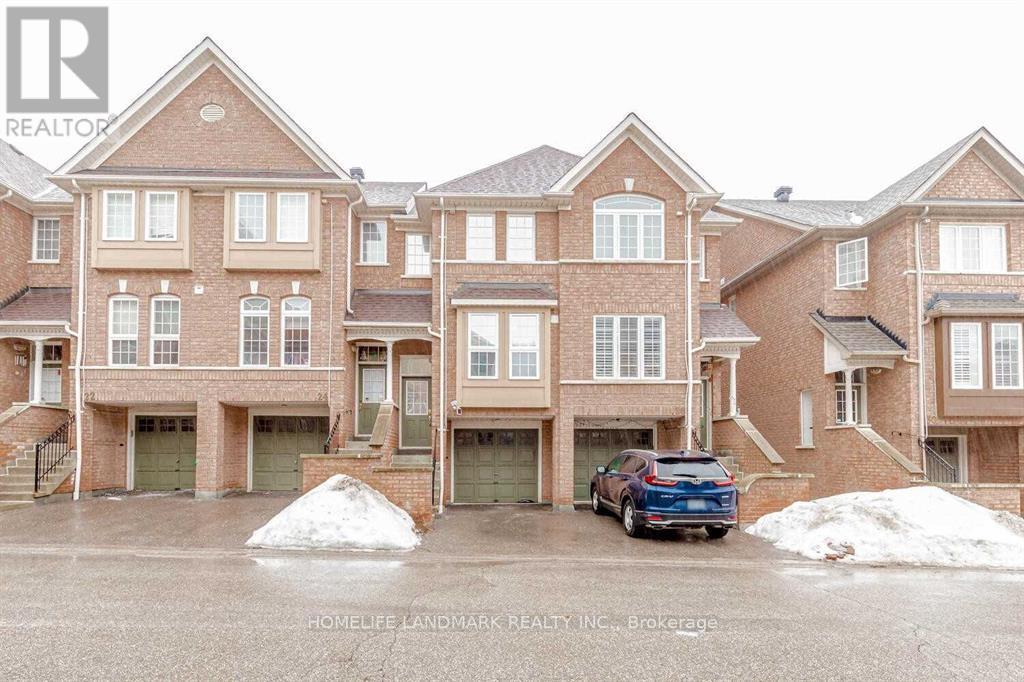 26 - 50 STRATHAVEN DRIVE, Mississauga, Ontario