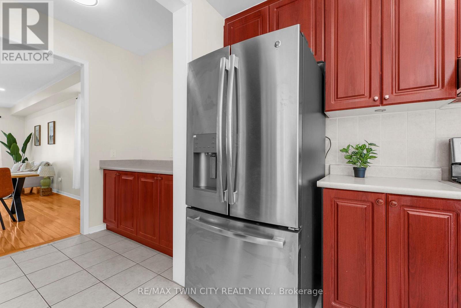 6 Canarygrass Drive, Brampton, Ontario  L6R 3C4 - Photo 18 - W12949266