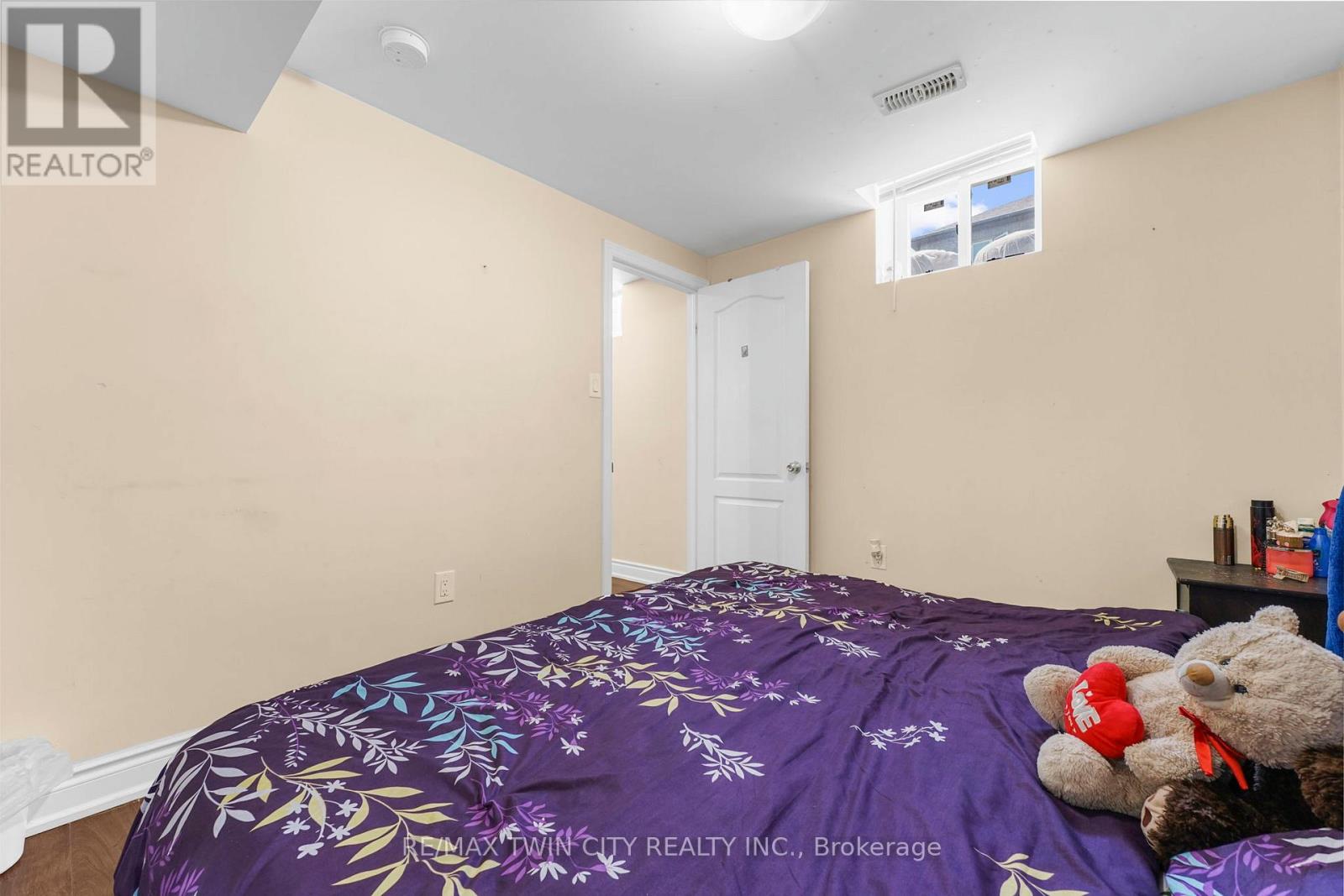 6 Canarygrass Drive, Brampton, Ontario  L6R 3C4 - Photo 30 - W12949266